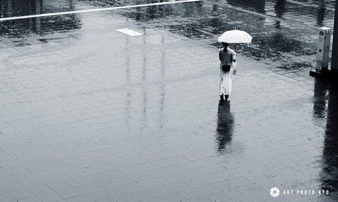 写真作家リョウが撮影したモノクロ写真